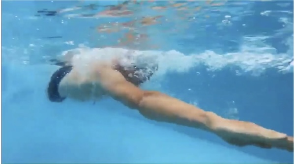 La première piscine de nage assemblée en usine !
