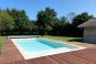 Piscine spécialement  conçue pour conserver le maximum de surface de nage.