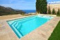 Piscine coque couleur bleu azur