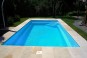 Cap-Vert Piscine rectangulaire coque polyester en kit avec escalier d'angle