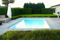 Oman kit piscine rectangulaire avec fond plat et escalier