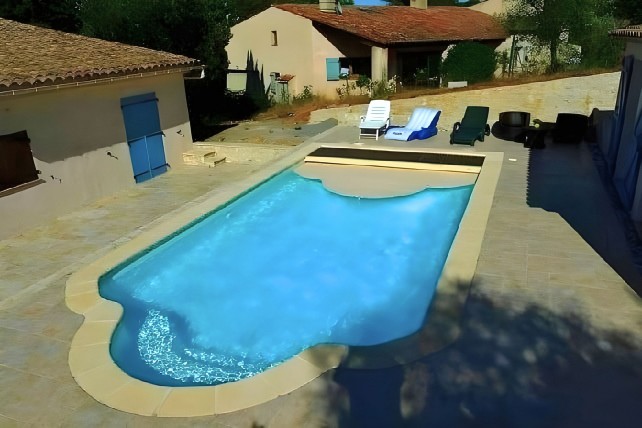 Piscine coque polyester Port-Royal