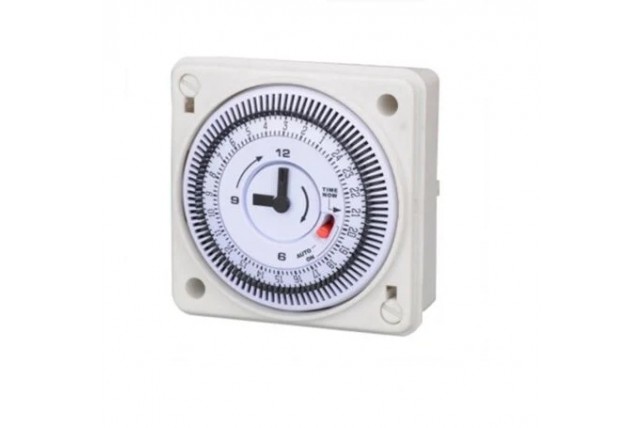 Horloge pour coffret de commande d'éclairage piscine Horloge pour coffret de commande d'éclairage piscine