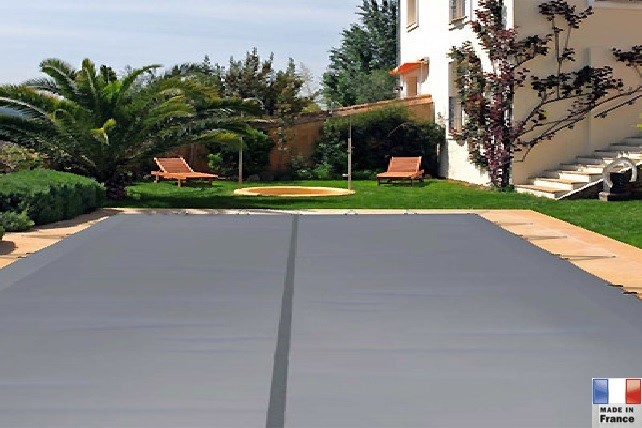 Couverture de sécurité "spécial hiver" Moustique