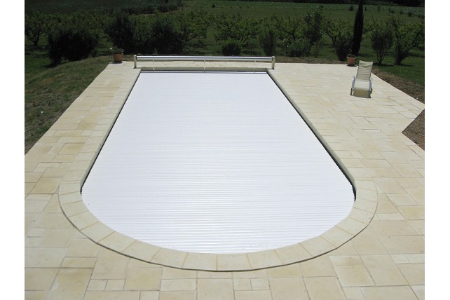 Volet de sécurité hors-sol piscine Oman