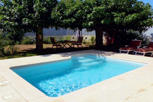 Petite piscine de 11.20 m2, Antinéa, mini piscine coque polyester