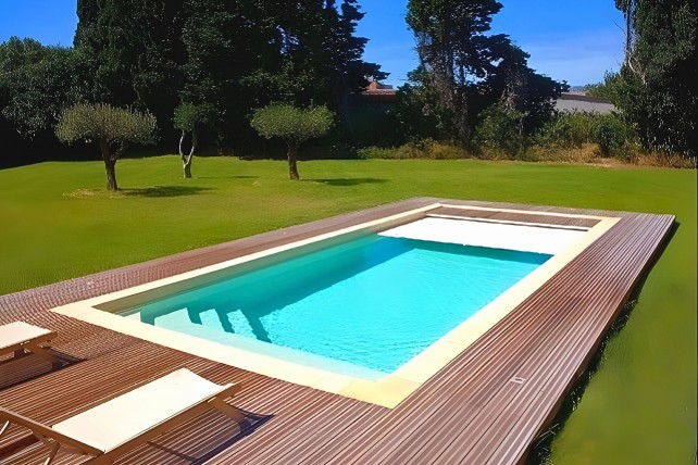 Piscines en kit avec volet de sécurité