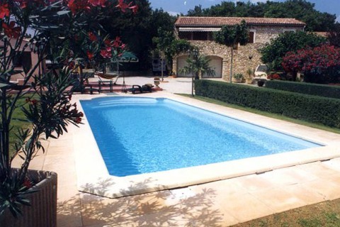 kit piscine polyester rectangulaire Caspienne Kit Piscine polyester Caspienne